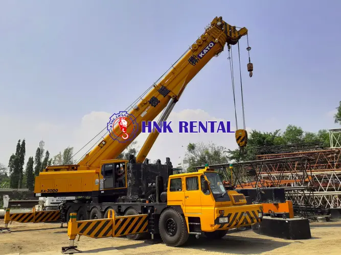Sewa Telescopic Truck Crane  kawasan industri delta silicon